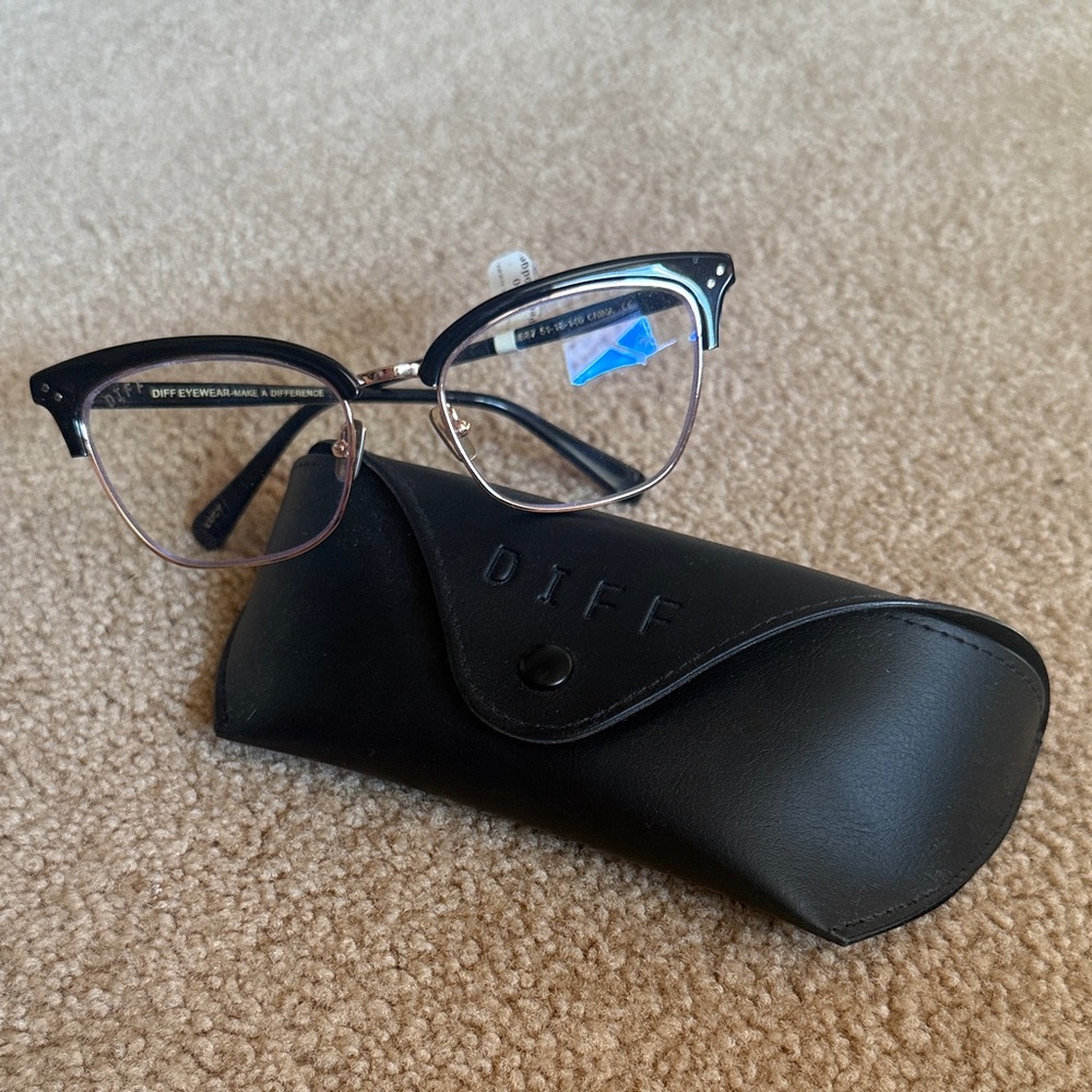 Diff Eyewear Black Blue Light Glasses